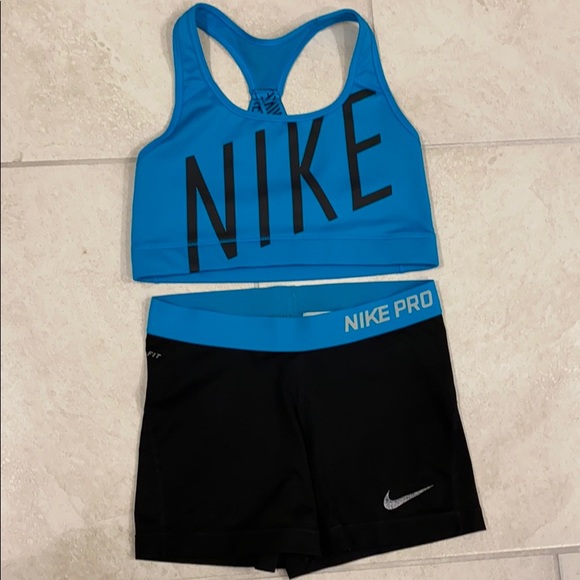 nike pro shorts and sports bra